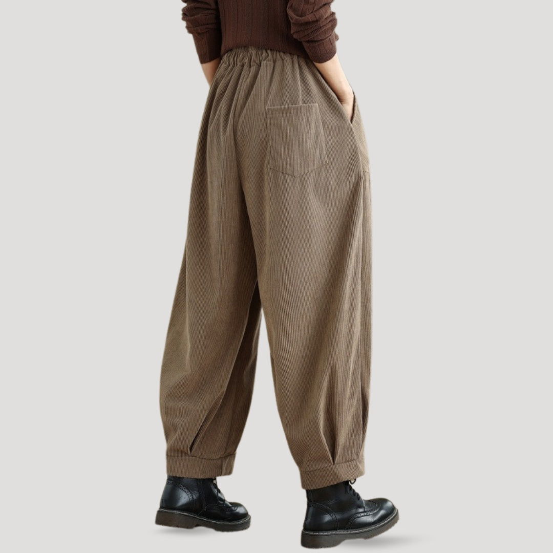 Chic Corduroy Wide-Leg Pants for Effortless Style