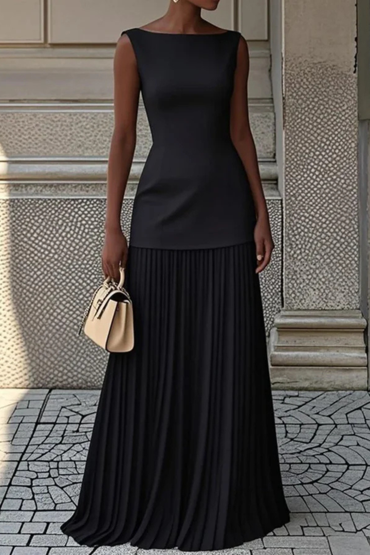 Elegant Pleated Maxi Dress
