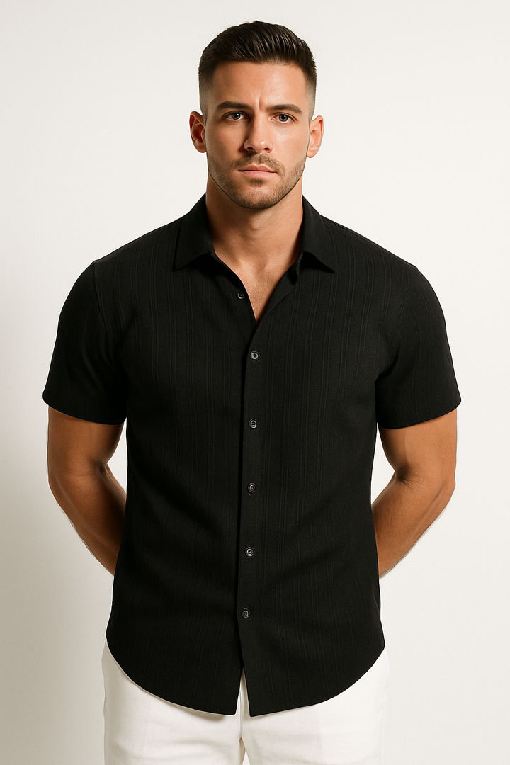 Men's Classic Short Sleeve Button-Up Shirt