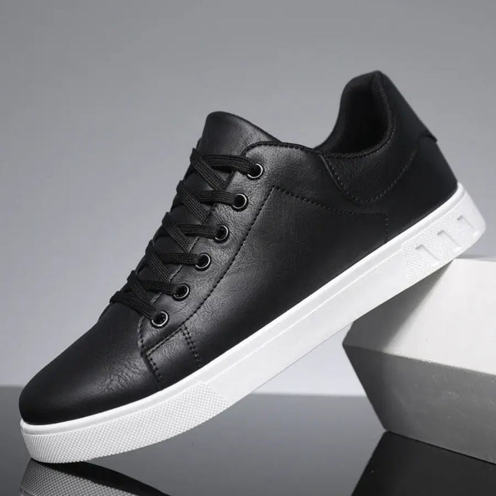 Men’s Low-Top Lace-Up Casual Sneakers