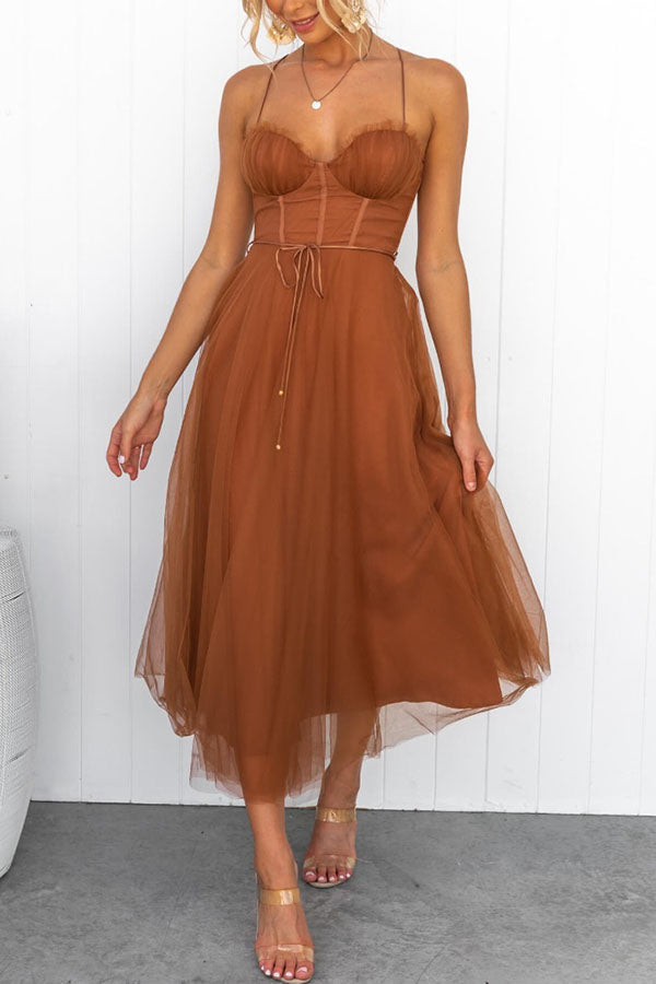 Agatha - Sleeveless Flowy Silhouette Maxi Dress