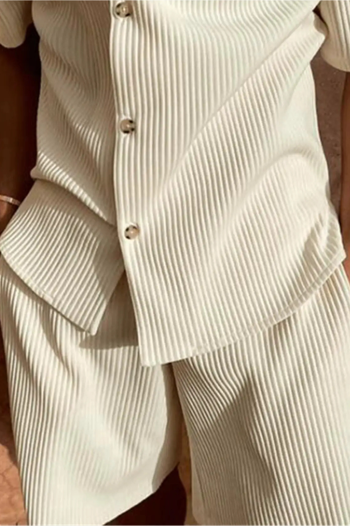 Textured Men’s Short Sleeve Shirt and Shorts Summer Outfit Set
