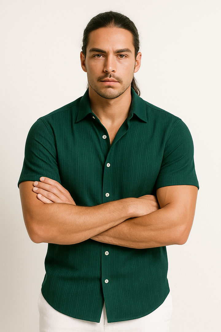 Men's Classic Short Sleeve Button-Up Shirt