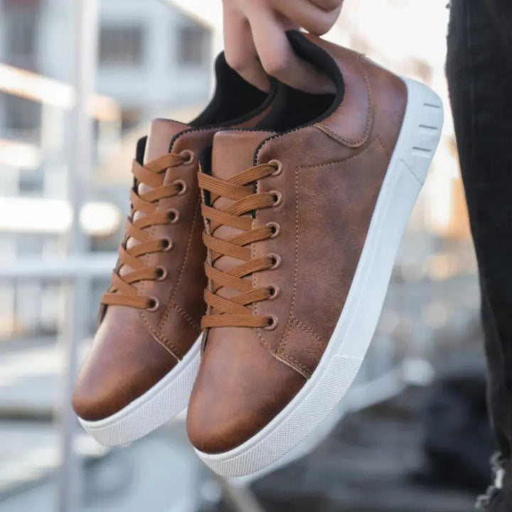 Men’s Low-Top Lace-Up Casual Sneakers