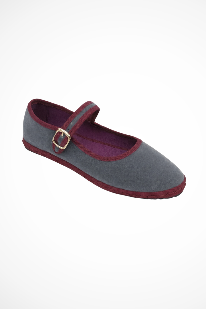 Women's Classic Mary Jane Flats with Soft Comfort Style