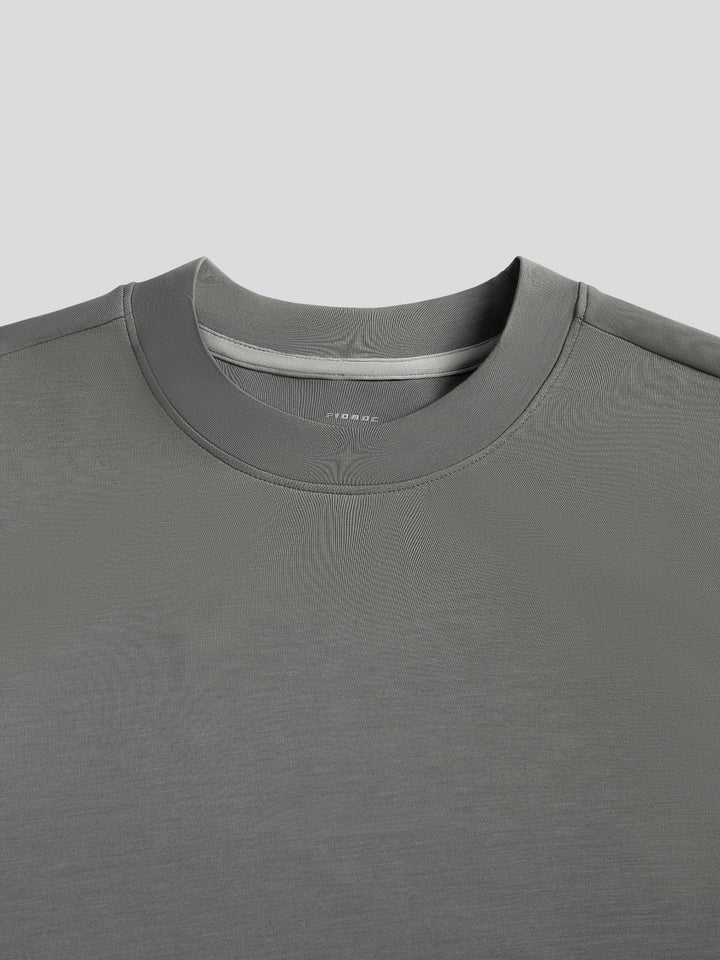 Men's Long-Sleeve Top with Stretch Fit
