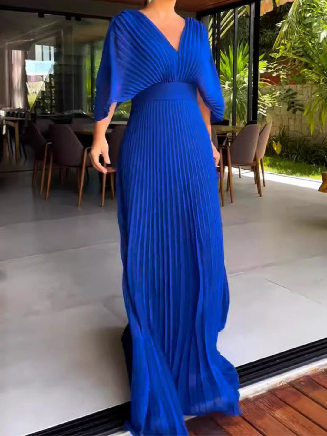 Maddy - Vibrant Pleated Maxi Dress