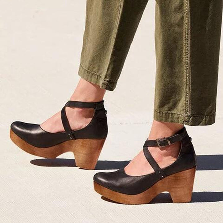 Women's Buckle Cross Strap Sandals with Arch Support