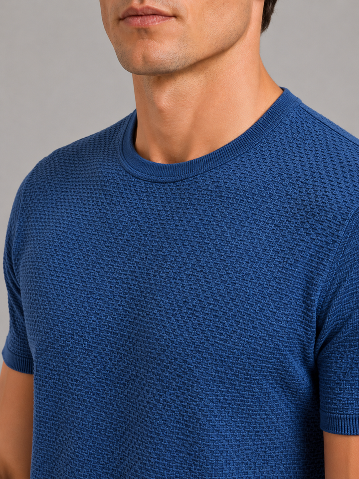 Men’s Mesh Crew Neck T-Shirt Breathable Lightweight Stretch Summer Top for Casual and Everyday Wear