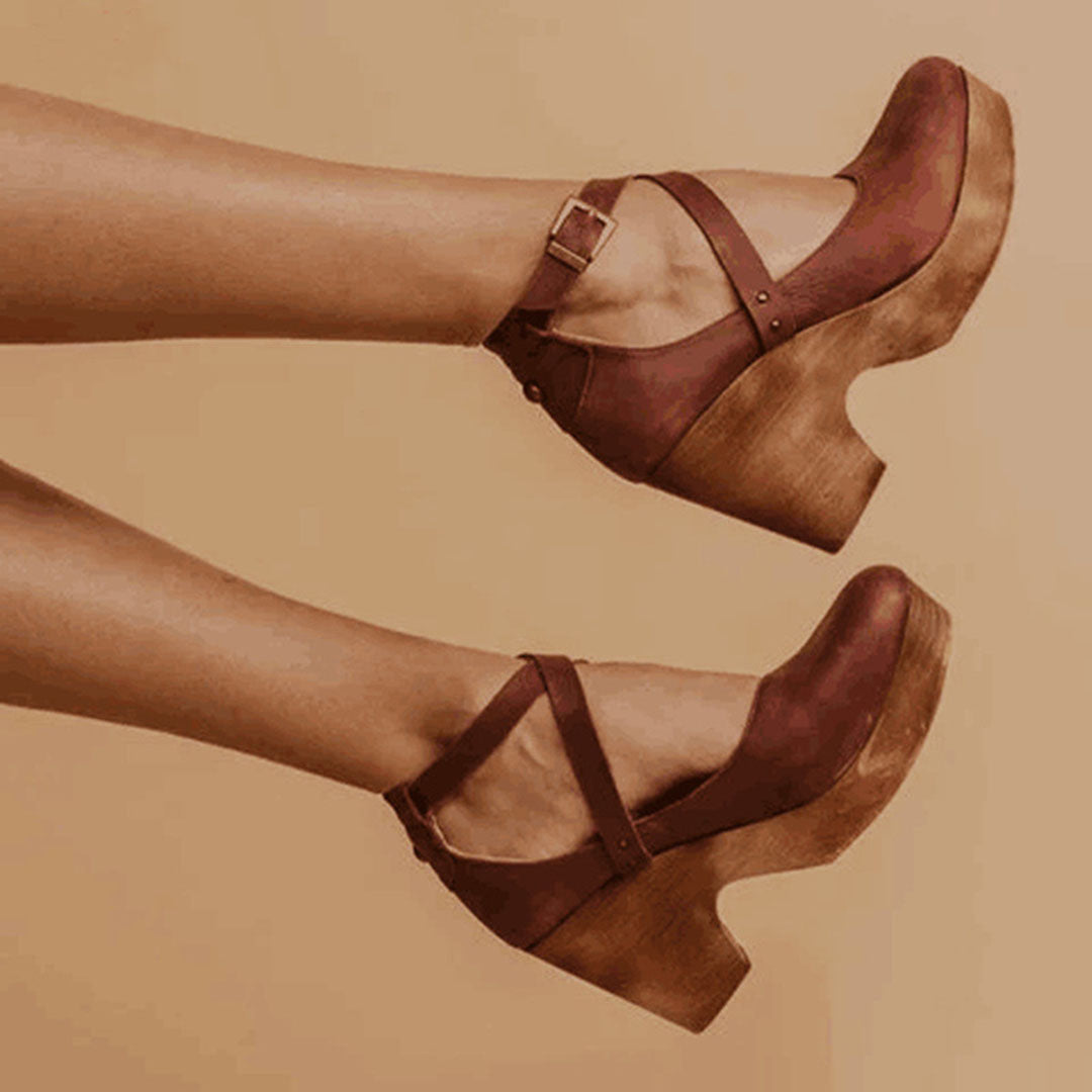 Women's Buckle Cross Strap Sandals with Arch Support