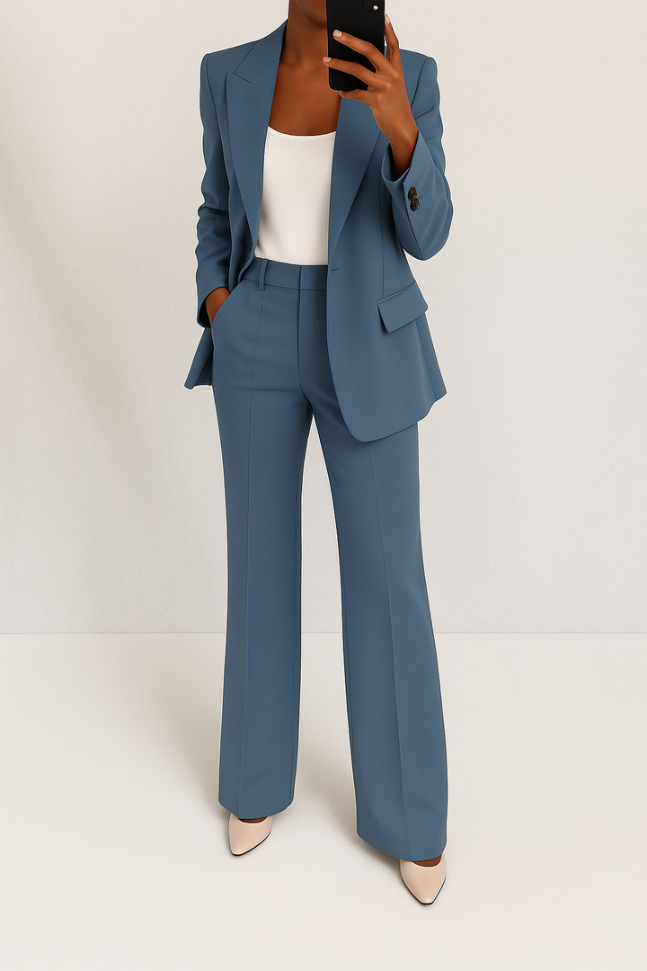 Clarissa - Women's Tailored Blazer And Trouser Set - photo 2