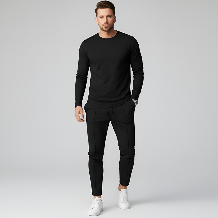 Men's sports suit with long-sleeve shirt and jogger pants