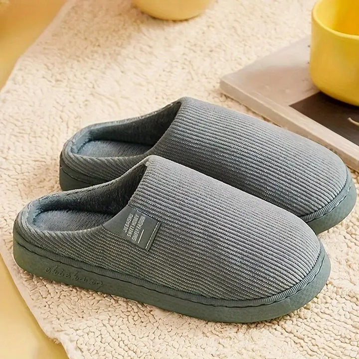 Women's Fleece Slippers with Soft Lining and Non-Slip Sole