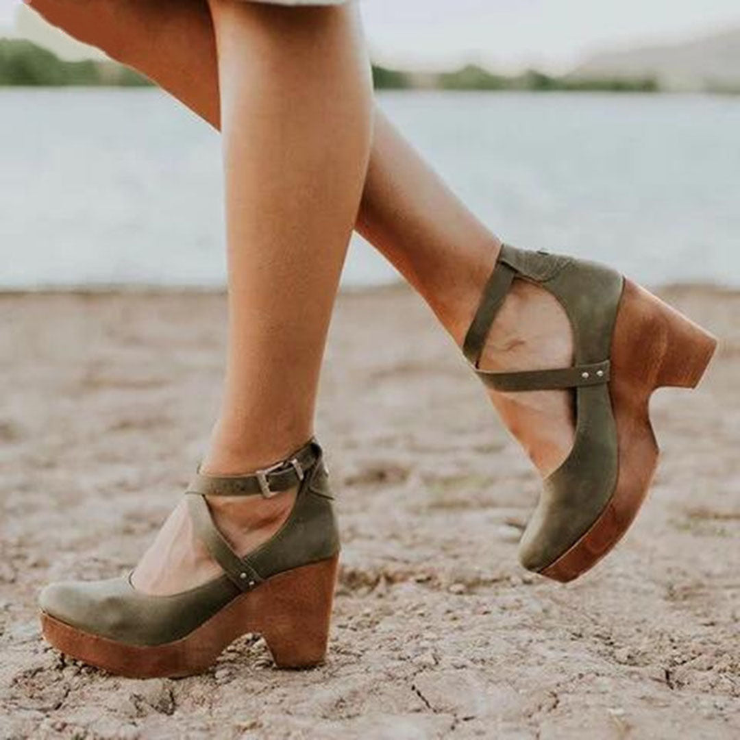 Women's Buckle Cross Strap Sandals with Arch Support