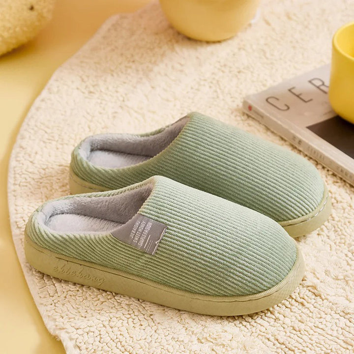 Women's Fleece Slippers with Soft Lining and Non-Slip Sole