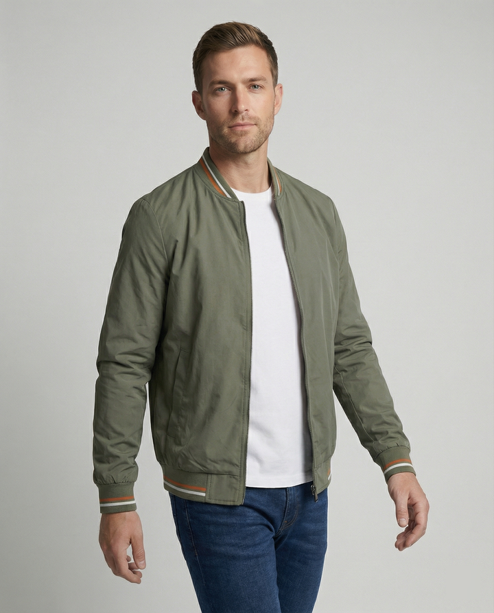 Ethan | Modern Slim-Fit Lightweight Bomber Jacket