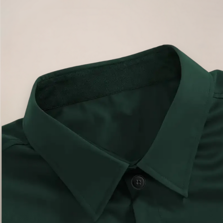 Men's Tailored Long Sleeve Button-Up Shirt