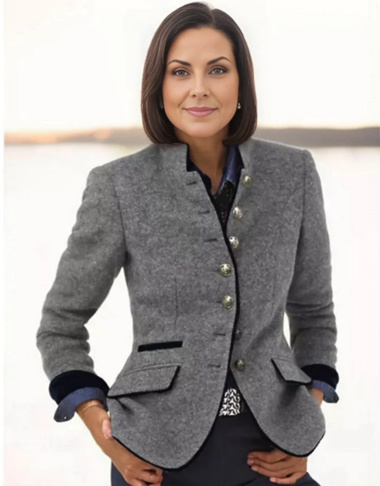 Lydia | Modern and Structured Urban Short Jacket