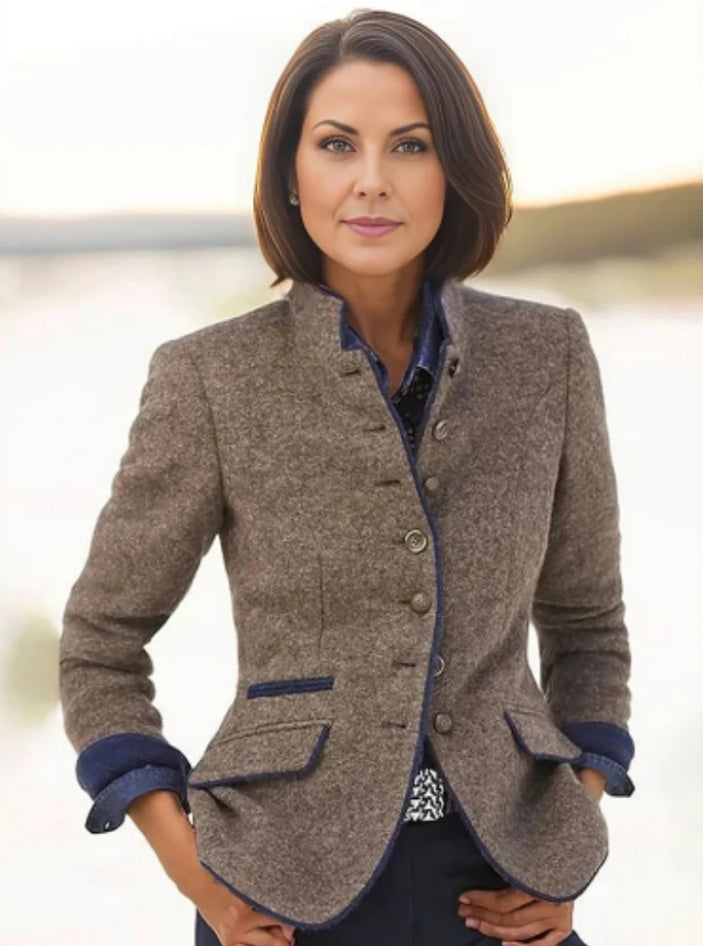 Lydia | Modern and Structured Urban Short Jacket