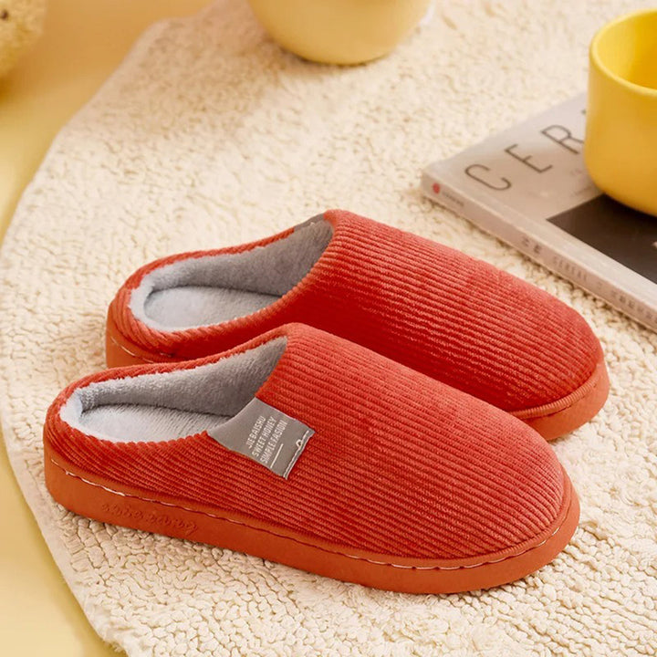 Women's Fleece Slippers with Soft Lining and Non-Slip Sole