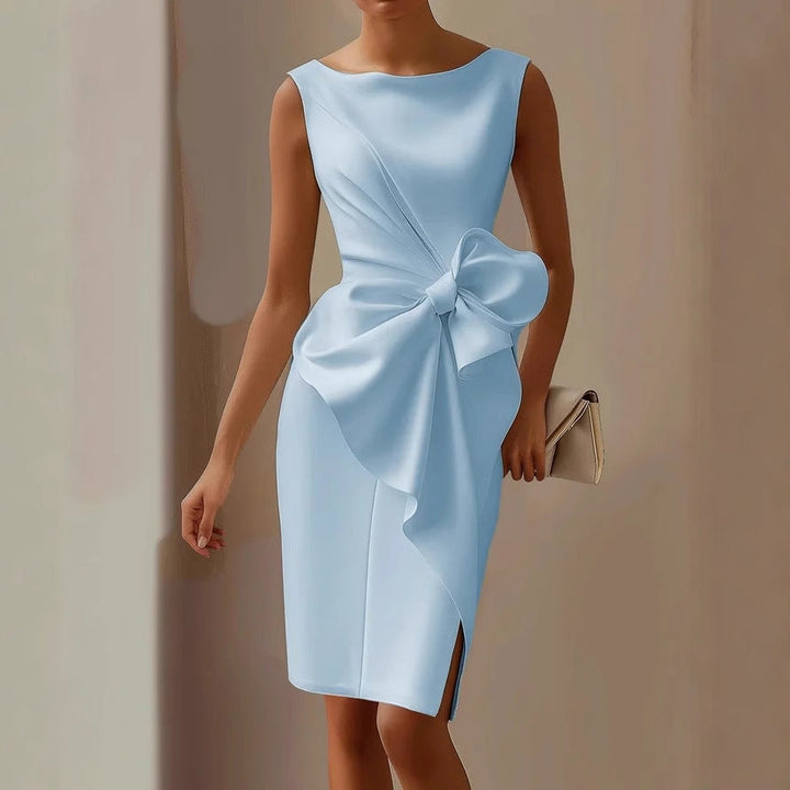 Elegant Fitted Midi Dress with Waist Bow Detail