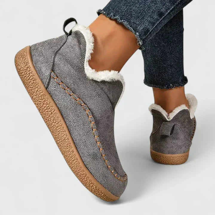 Women's Lined Slip-On Shoes with Moccasin Stitch
