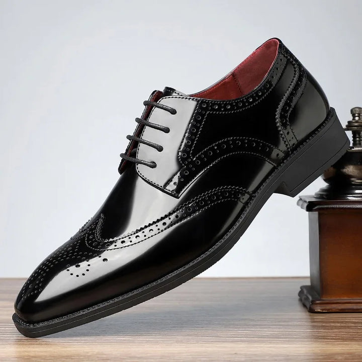 Arc Leather Wingtip Oxford Shoes