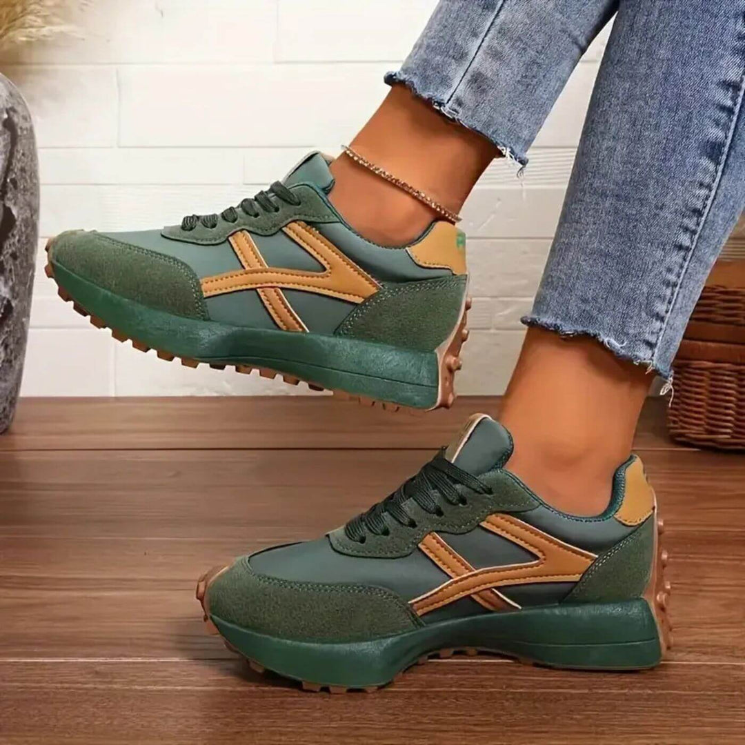 Women's Lightweight Contrast Panel Lace-Up Casual Sneakers