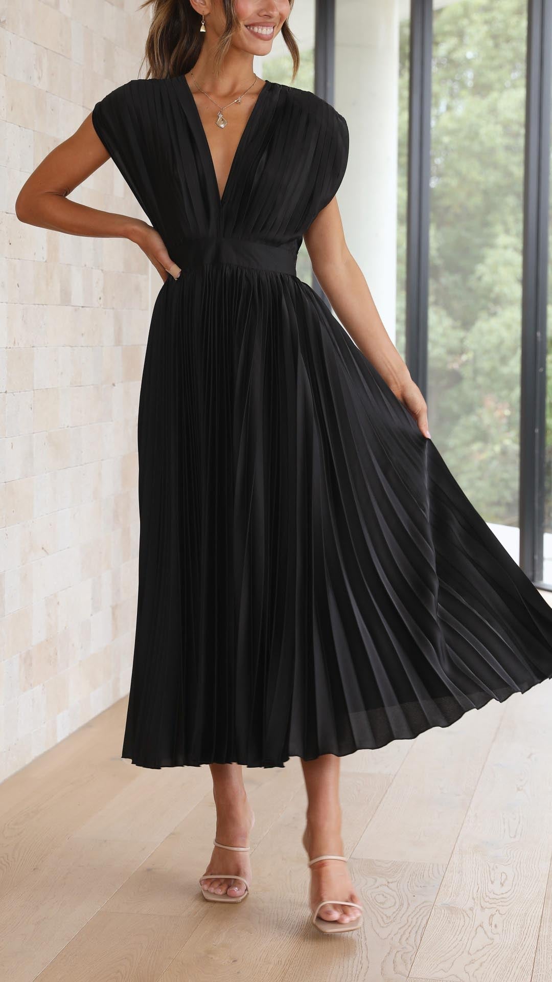 Maria - Women's Elegant Pleated Chiffon Maxi Dress