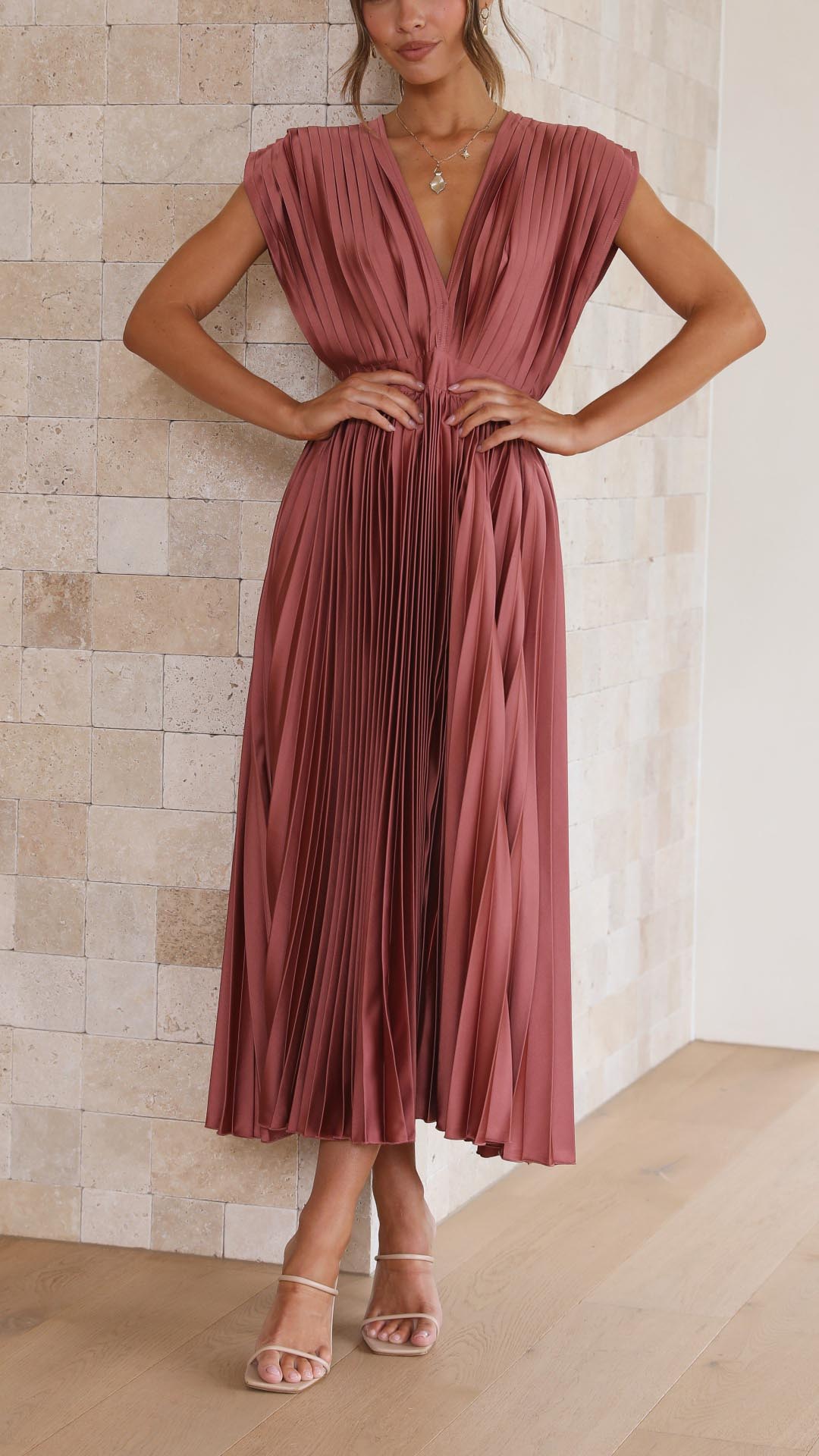 Maria - Women's Elegant Pleated Chiffon Maxi Dress