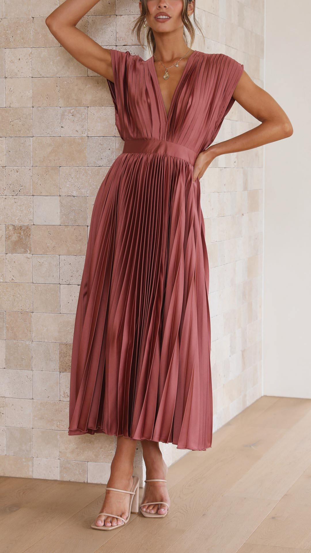 Maria - Women's Elegant Pleated Chiffon Maxi Dress