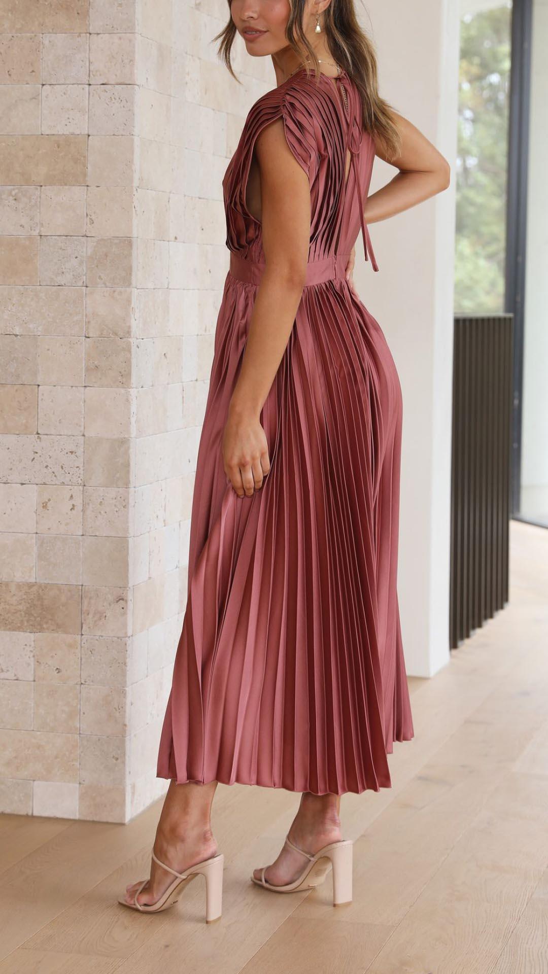 Maria - Women's Elegant Pleated Chiffon Maxi Dress