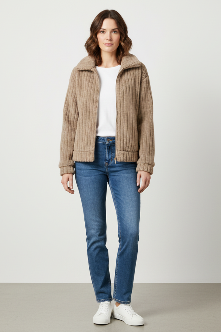Women’s Plush Fleece Jacket for Everyday Comfort