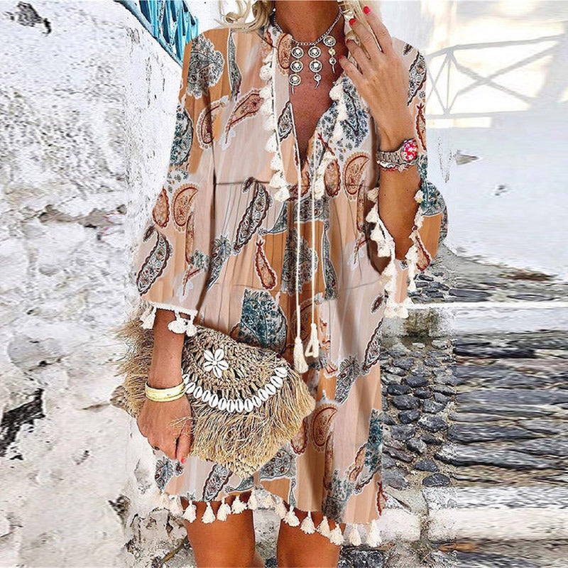 Nola | Dámské boho šaty s potiskem, krátké, světle modré s krémovými třásněmi