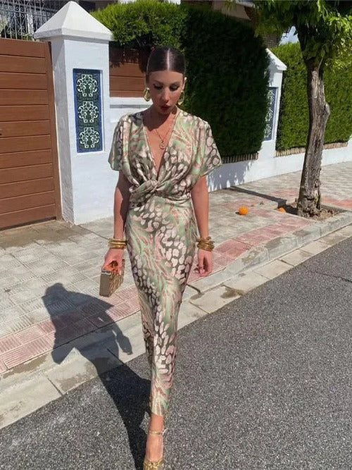 Chic Versatile Wrap Dress for Effortless Style - photo 6