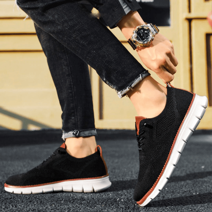 Men's Lightweight Breathable Casual Walking Shoes
