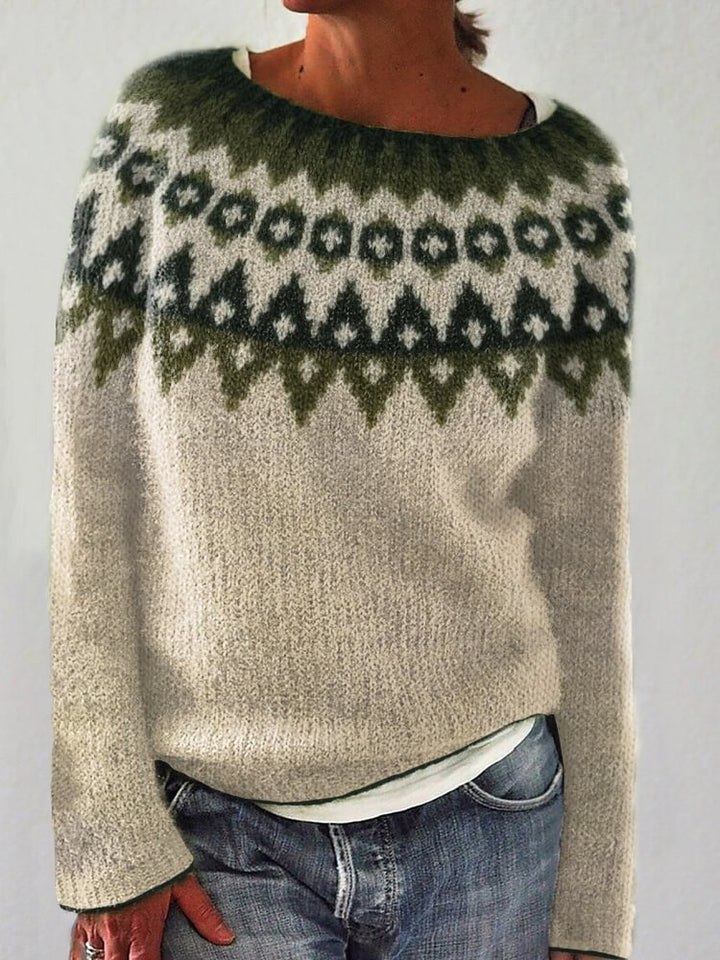 Women's Fine Knit Jumper with Crew Neck