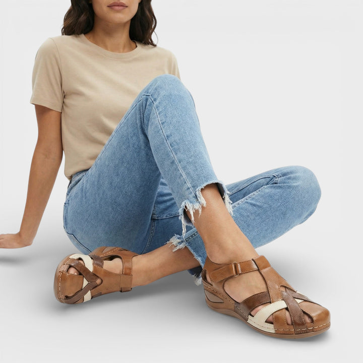 Women's Closed Toe Sandals with Crossover Straps and Cushioned Sole