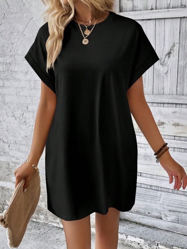 Aspen - Loose Fit Pocket Dress with Round Neck and Short Sleeves