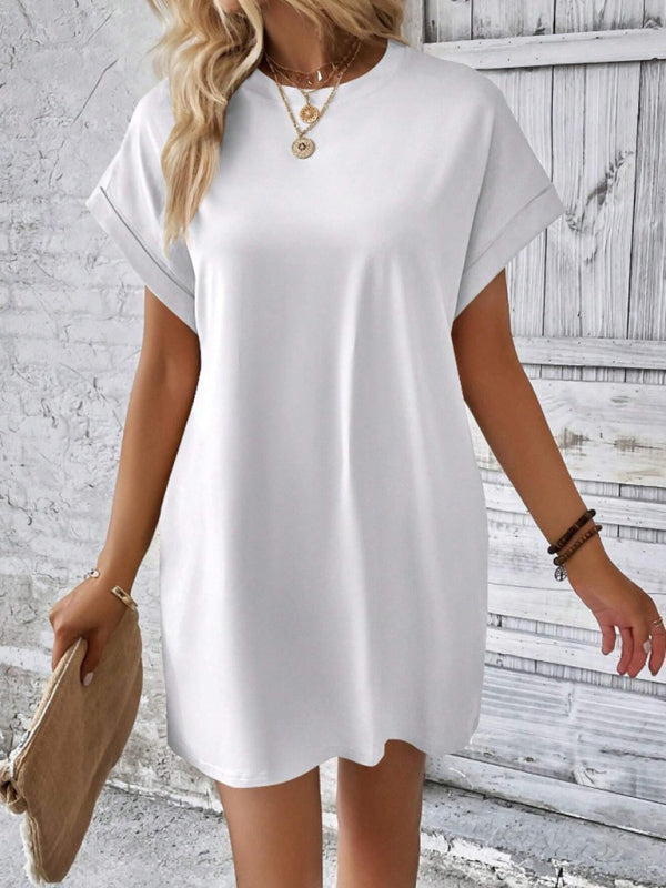 Aspen - Loose Fit Pocket Dress with Round Neck and Short Sleeves
