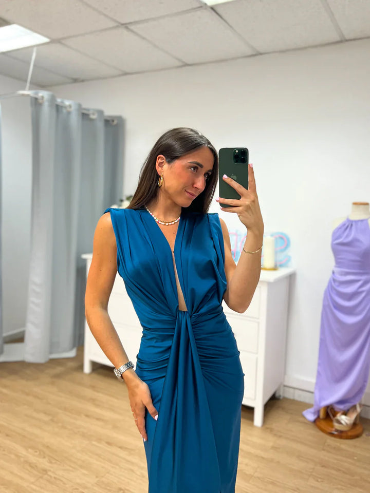 Paloma - Elegant Pleated Maxi Dress