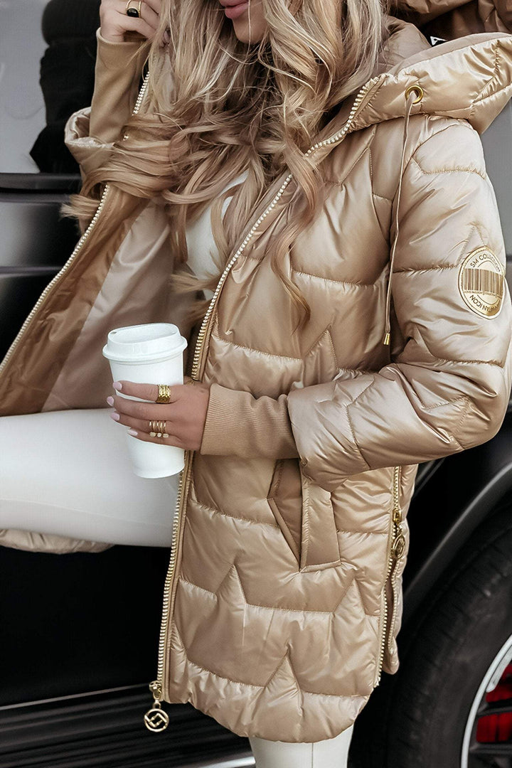 Women's Hooded Quilted Coat with Pockets and a Zip