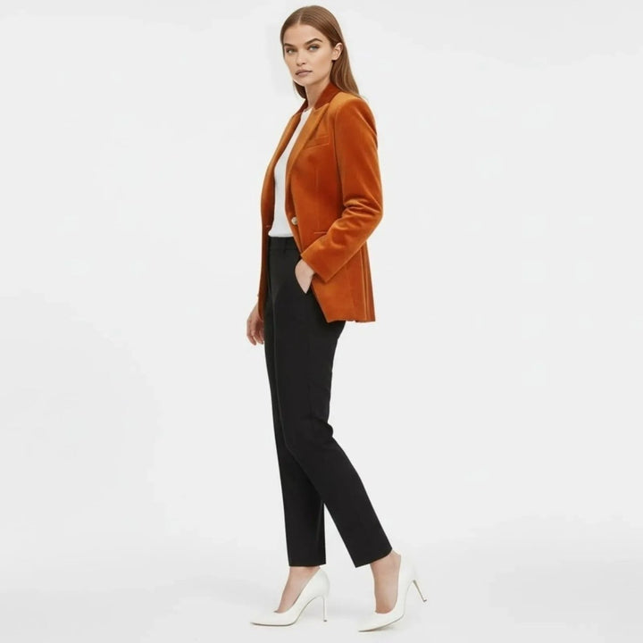 Maribel – Women's Luxury Velvet Blazer with Tailored Fit