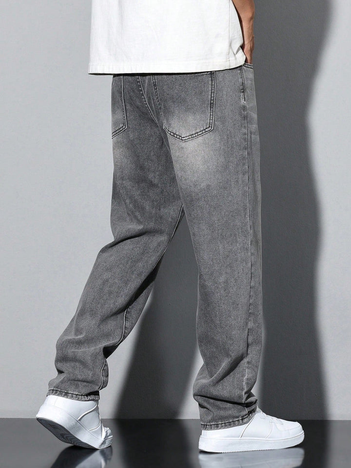 Men's Relaxed Jeans with Straight Leg