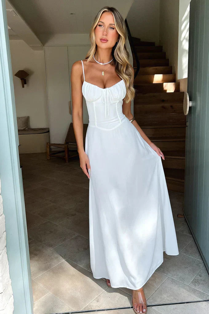 Eloise - Feminine Summer Dress