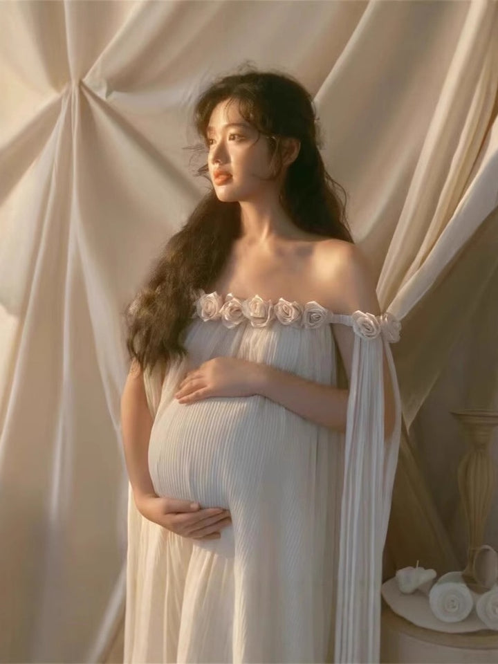 Mackenzie - Abito premaman da servizio fotografico con rose 3D