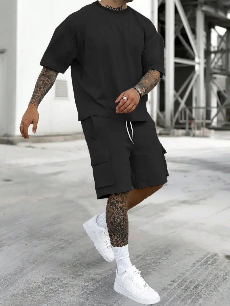 Men's Tee and Cargo Shorts Two-Piece Set - photo 2