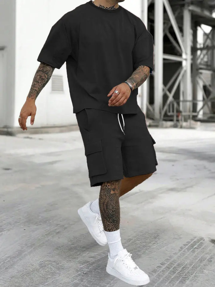 Men's Tee and Cargo Shorts Two-Piece Set - photo 2