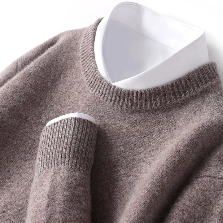 Men's Classic Longline Knitted Jumper for Layering – view 15
