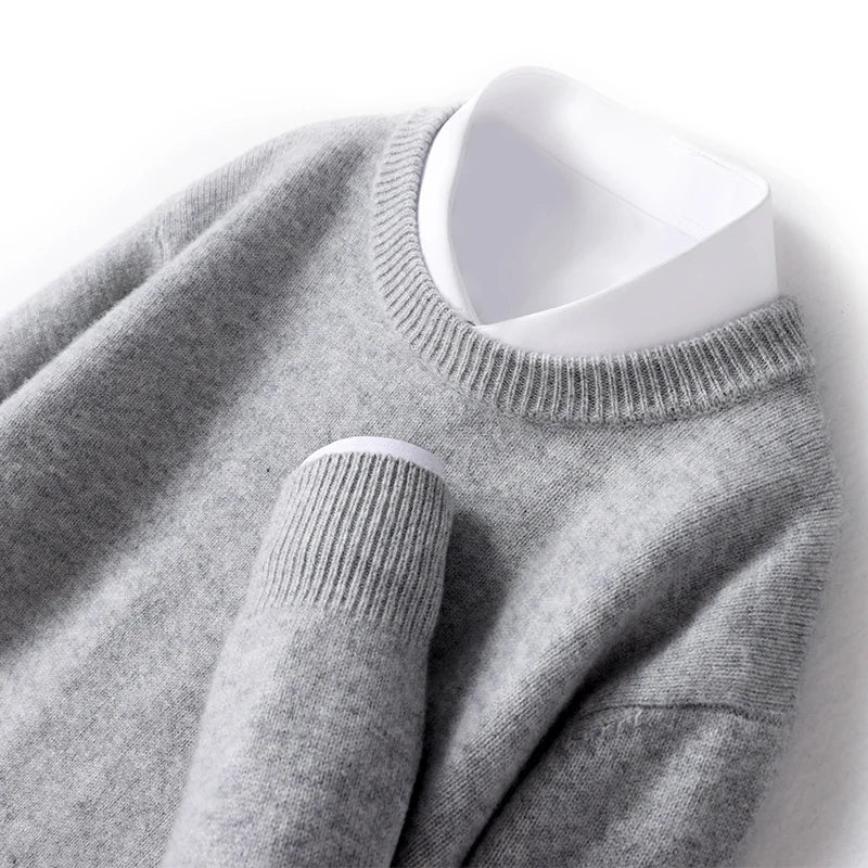 Men's Classic Longline Knitted Jumper for Layering – view 8
